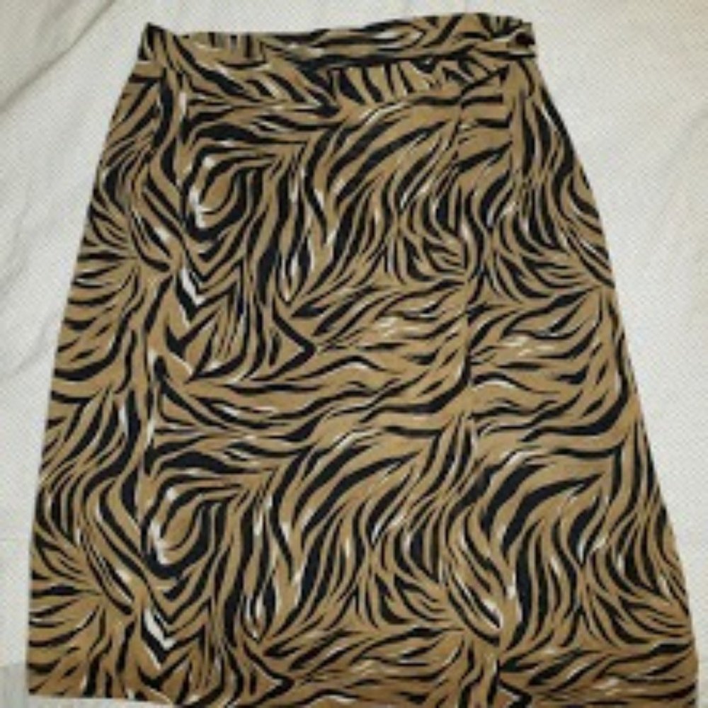 Jacqueline Ferrar Animal Tiger Striped Skirt Sz 10 ***Last Chance***